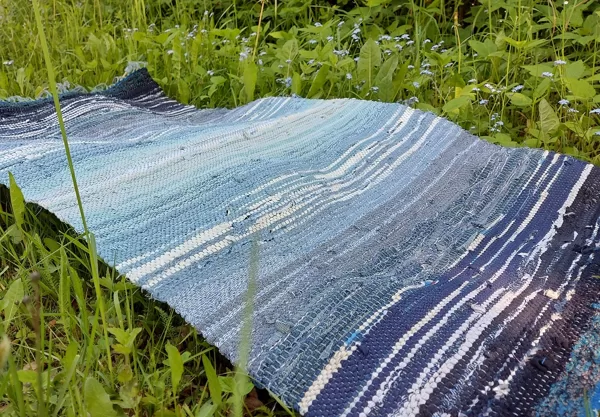 Garums 113x platums 61 cm 30.00 euro
